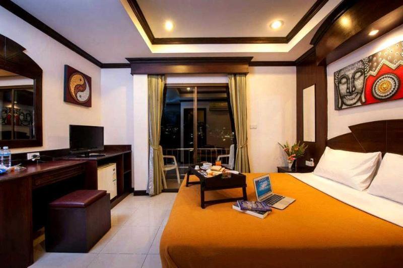 Fish And Summer House Patong Ngoại thất bức ảnh